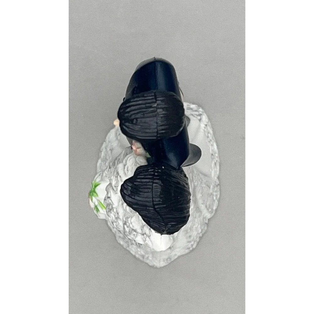 Funny Mooning Wedding Cake Topper Bride Groom Gag Cutouts Quirky Unique 4.5